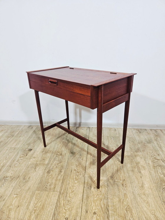 Toletta Vintage Scandinava in Teak, anni '60 – Tolette, Scandinavian (photo 2 of 21)