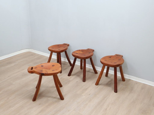 https://ilrestaurato.com/products/authentic-set-of-4-italian-brutalist-solid-wood-stools-1970s