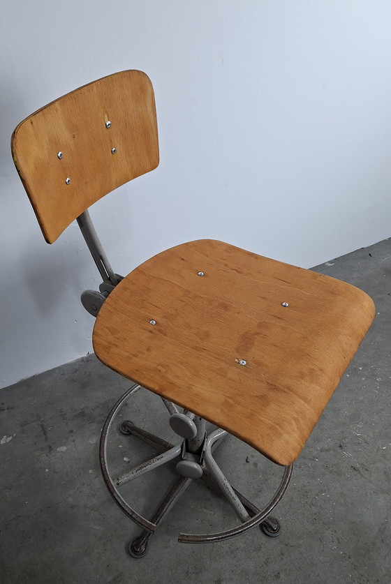 Image 1 of Chaise de dessinateur Friso Kramer Architects Ahrend de Cirkel
