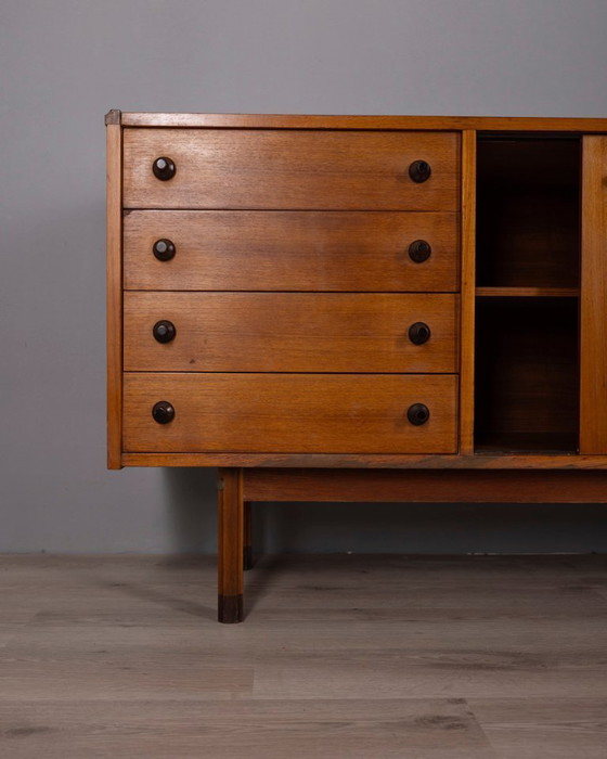 Image 1 of Buffet vintage en teck de style italien des années 1960