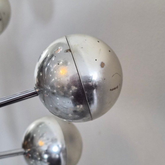 Image 1 of LAMPADAIRE VINTAGE SPUTNIK SPACE AGE 1970 EN METAL CHROME & BOULES ARGENTEES 70S