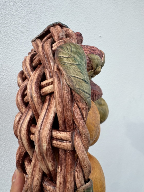 Image 1 of Corbeille fruits trompe l’œil Portugal années 70