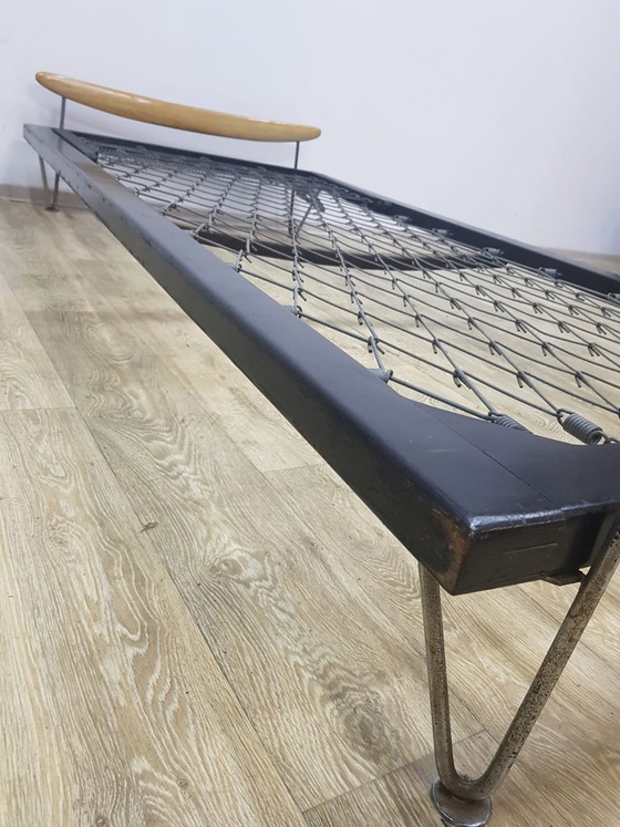Bed by Fred Ruf for Wohnbedarf, Switzerland, 1950s. – Mattresses and bed bases, Chrome (photo 23 of 23)