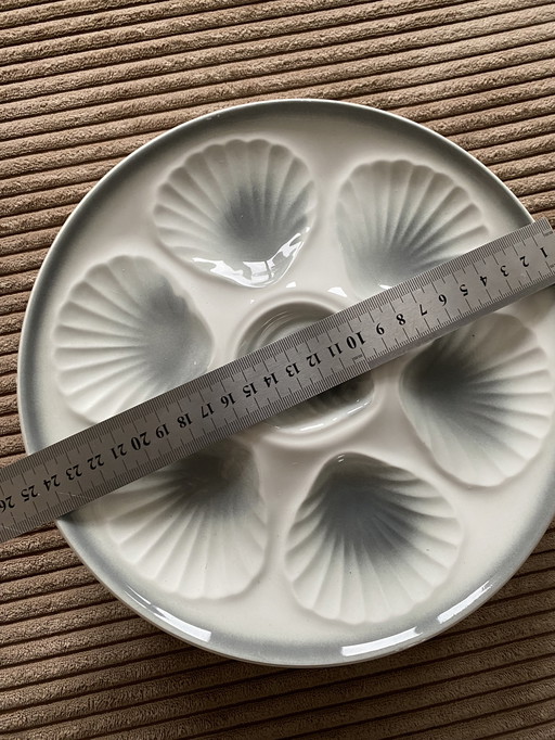 Six vintage French oyster plates