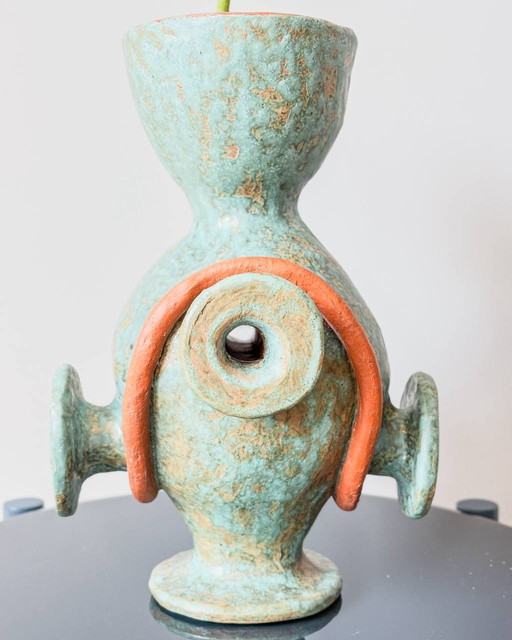 Brutalistische Terracotta Vaas - Sculpturale & Abstracte Vorm