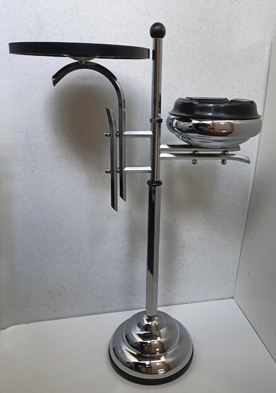 Image 1 of Art Déco standing ashtray by DeMeyere, 1930s - side table / smoking table made of chrome and Bakelite.