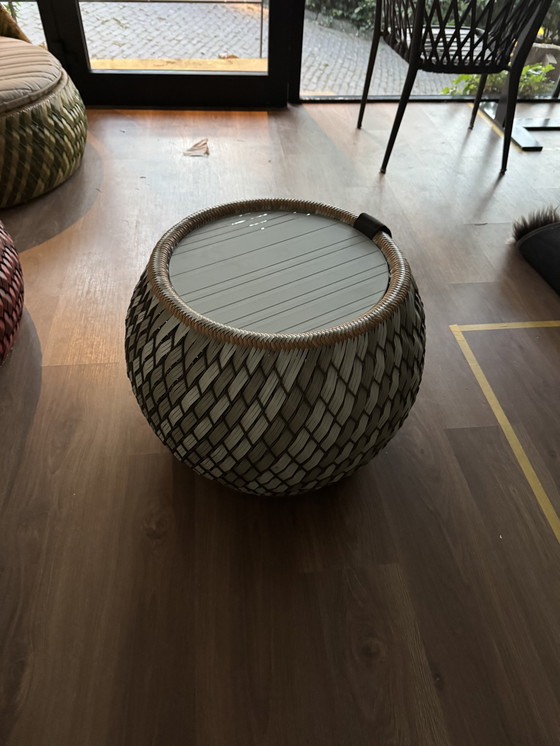 Image 1 of Set Dedon Dala