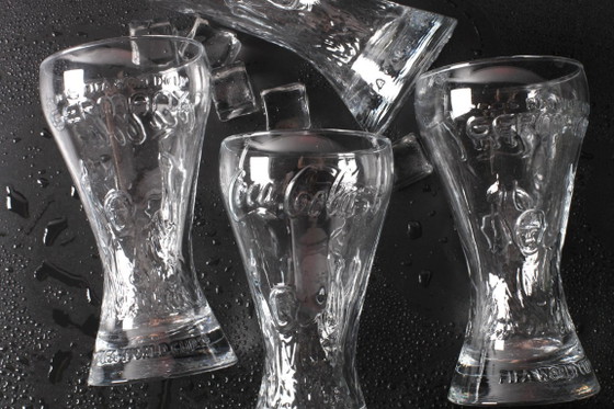 Set van 4 Coca-Cola glazen / Zwaar, helder verzamelglaswerk 35cl / 2006 – Glazen & Karaffen (photo 3 of 16)