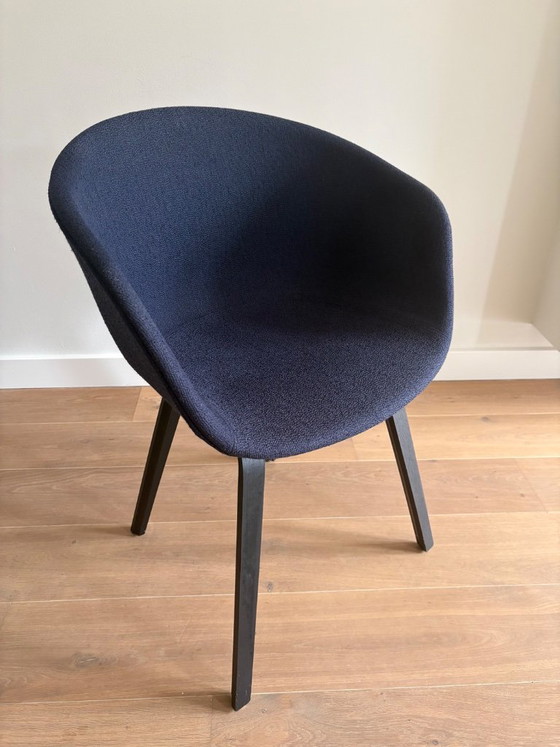 6 Sillas de comedor HAY azul oscuro, Textil, Madera, Modern (foto 4 de 5)