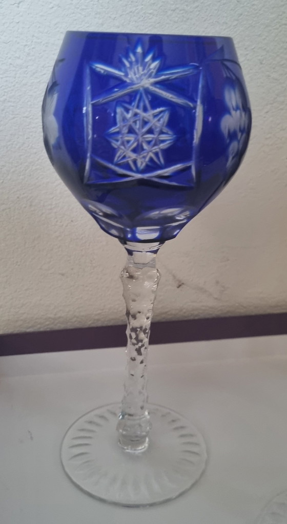 Image 1 of 6 kristallfarbene Stielgläser St Louis