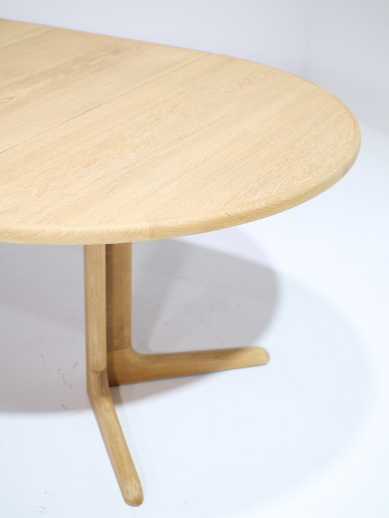 Image 1 of Extendable round dining table oak Skovby Danish vintage