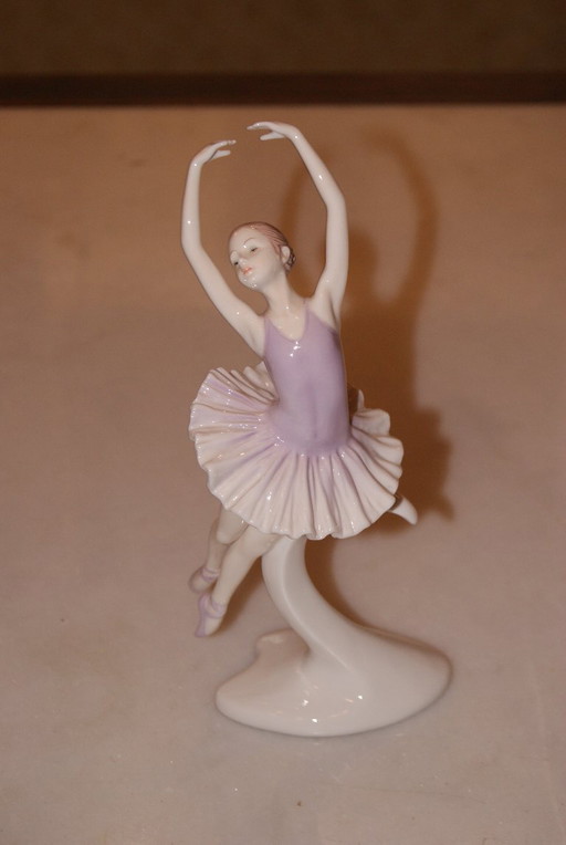Palais Royal porcelain statuette