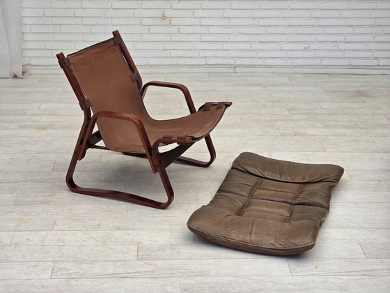 Image 1 of Fauteuil lounge norvégien des années 1970, revêtement en cuir marron.