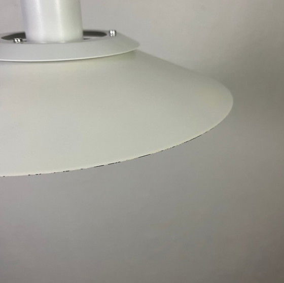 Vintage Danish Scale Lamp: In the style of Louis Poulsen, Pendant lamps, Aluminium, White (photo 8 of 10)