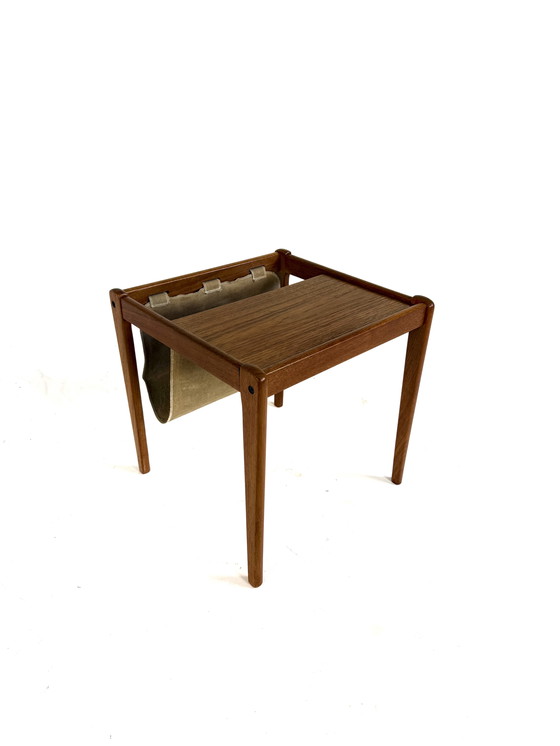 Image 1 of Vintage Deense lectuurtafel ‘70