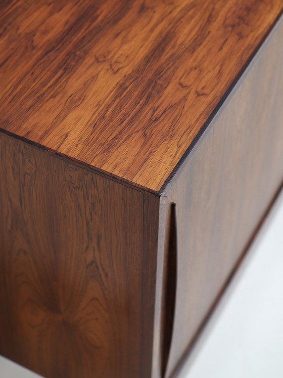Buffet bas en palissandre vintage danois années 60, Bois, Marron, Mid Century Modern (photo 12 sur 15)