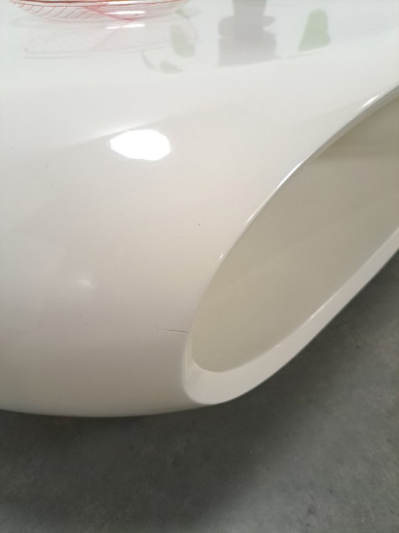 Image 1 of White Space Age oval round table with open compartment