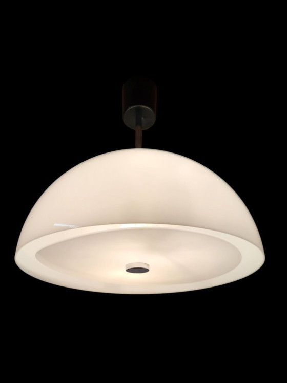 Image 1 of Lampada a sospensione vintage in plexiglass dell'era spaziale, bianca, probabilmente anni '70