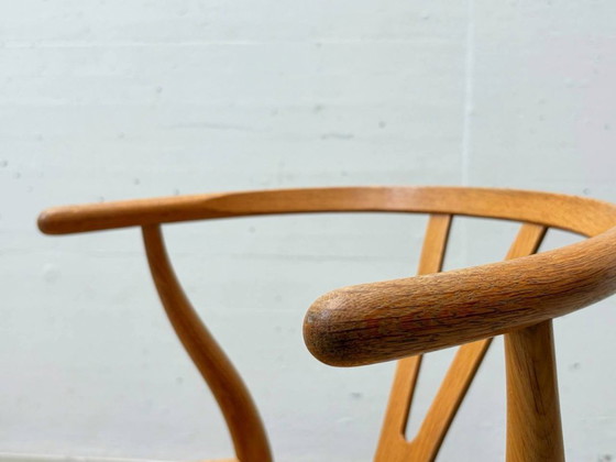 Image 1 of Set of 6 Wishbone Chairs CH24 by Hans J. Wegner for Carl Hansen & Søn, Denmark, 1990s