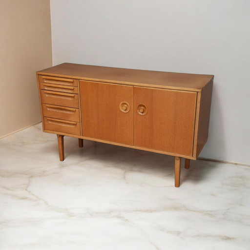 Zeldzaam Dressoir door mart stam (goed wonen) 