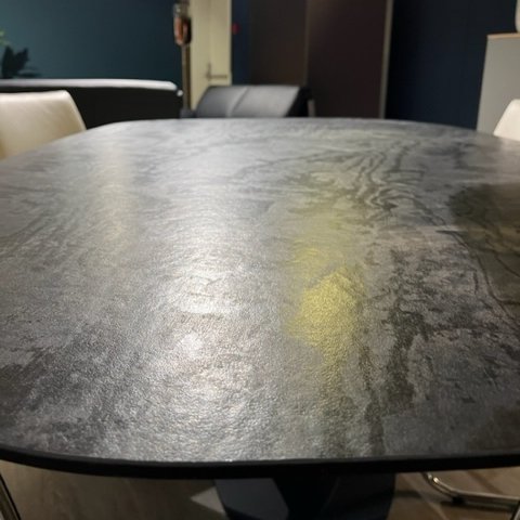 Image 1 of Bert Plantagie Roman dining table