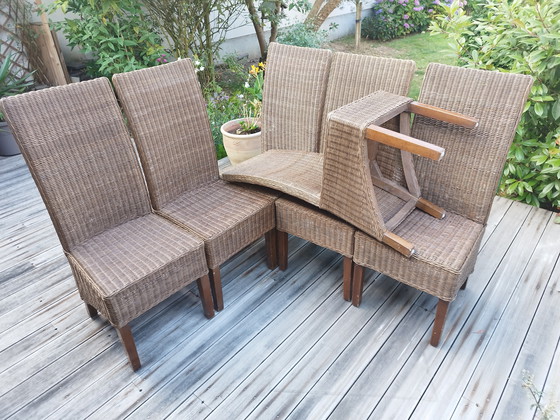 Image 1 of Country table, solid wood, square