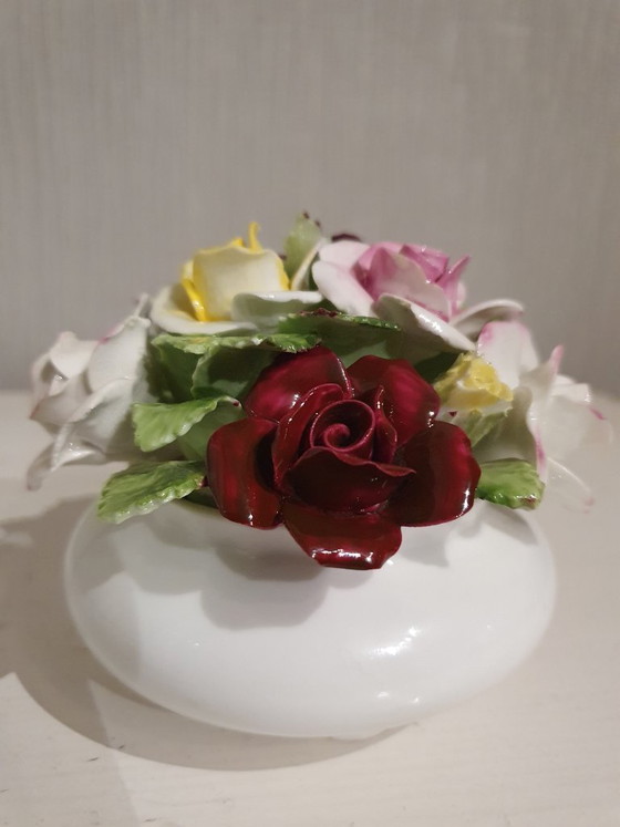 Image 1 of Vintage Royal Doulton Blumenarrangement – ​​Bone China – 11 x 9 cm
