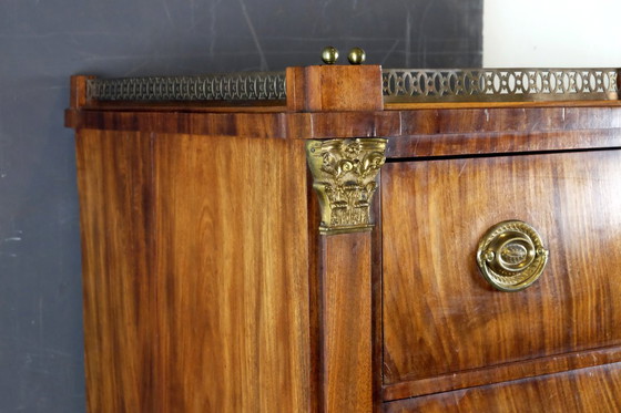 Image 1 of Luis XVI Chiffonnière, hacia 1790.  