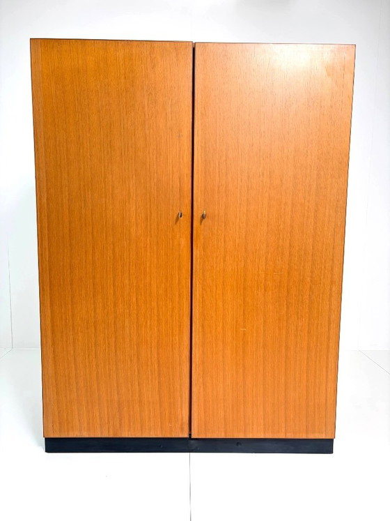 SWISS-FORM Wardrobe – Swiss Mid-Century Design, 1960s – Wall cabinet, Wood (photo 20 of 20)