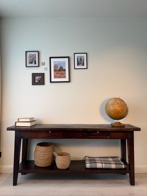 Authentieke houten sidetable / wandtafel / dressoir met onderplank en laden