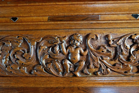 Image 1 of Armario de cojines de Gelderland, hacia 1650/ Gelderland Cushion Cabinet, 1650