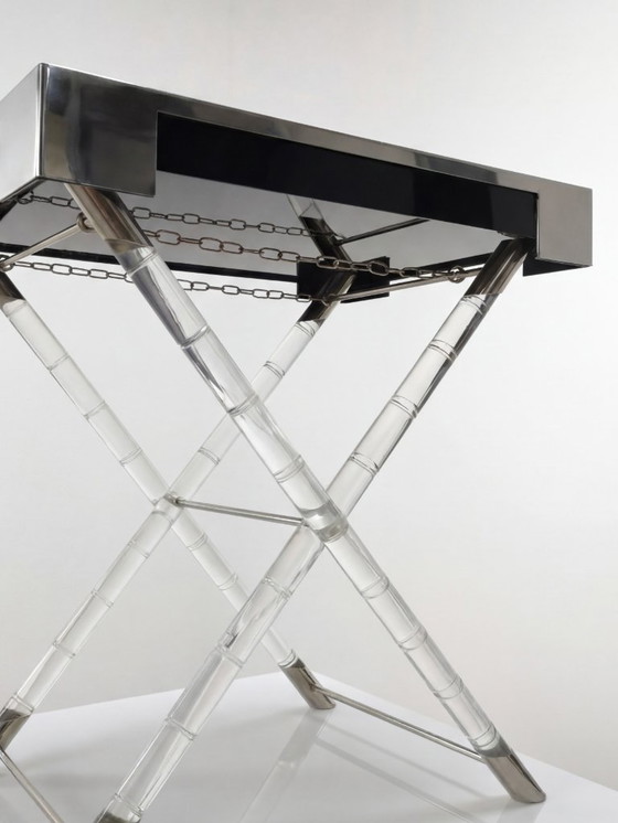 Image 1 of Mesa con bandeja de bambú y cromo estilo Lucite de Maison Jansen, años 70