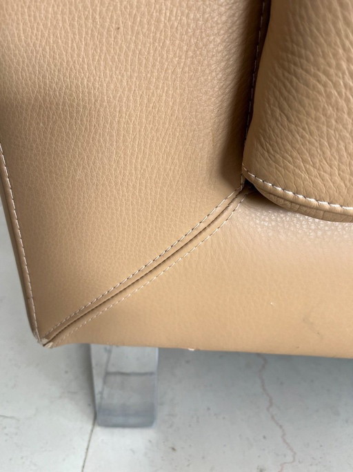 Divano in pelle a 2 posti e mezzo