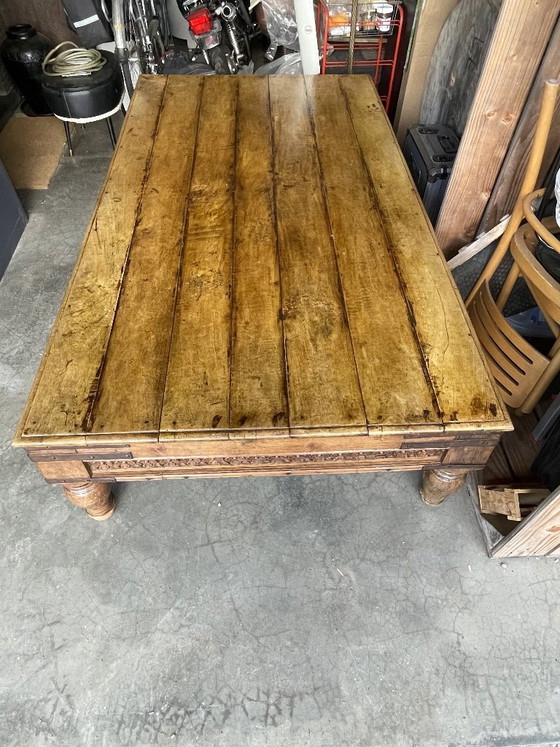 Image 1 of Very beautiful, spacious coffee table