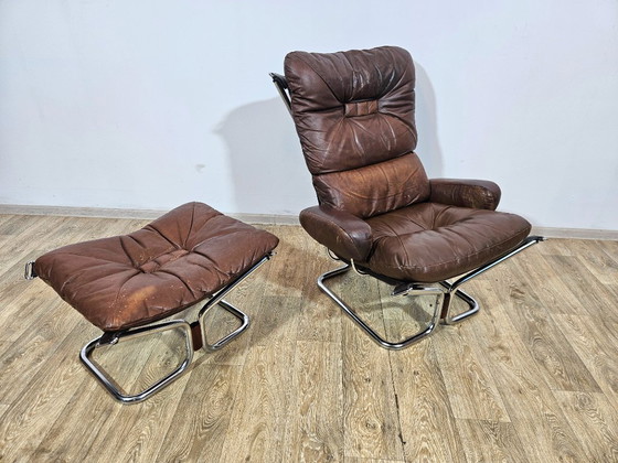 Image 1 of Poltrona con poggiapiedi, Westnofa, "Poltrona con poggiapiedi", progettata da