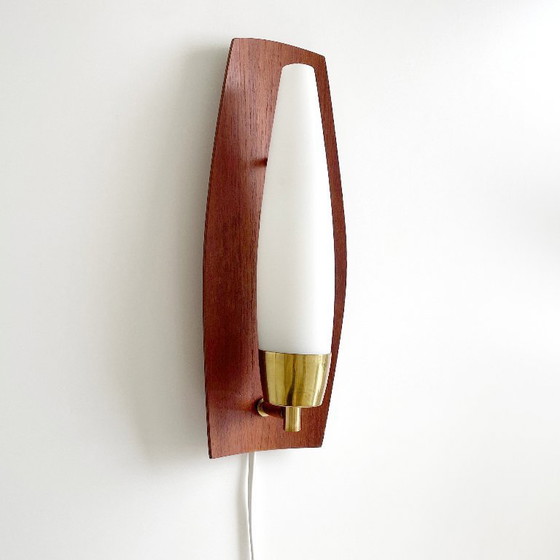 Image 1 of Applique murale moderne du milieu du siècle, design scandinave vintage en teck