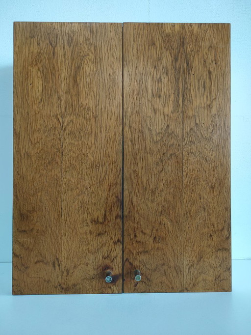 Exclusivo y raro mueble de pared para cubiertos Royal Wilkens Silver vintage.