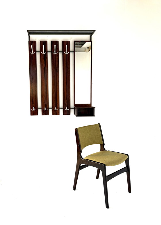 Image 1 of Vintage XL Rosewood wandkapstok ‘60