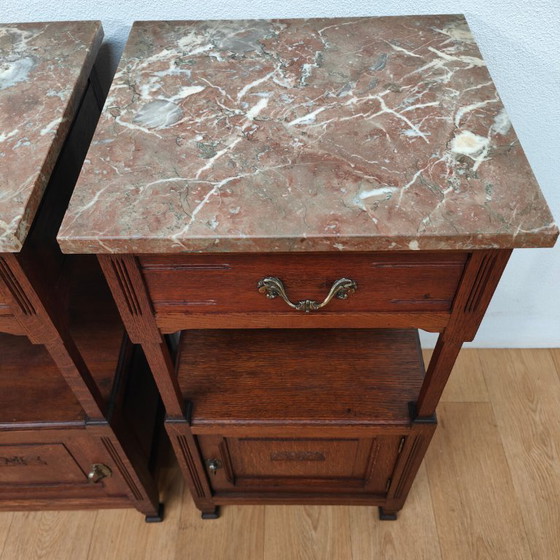 Image 1 of Set di comodini antichi vintage con piano in marmo