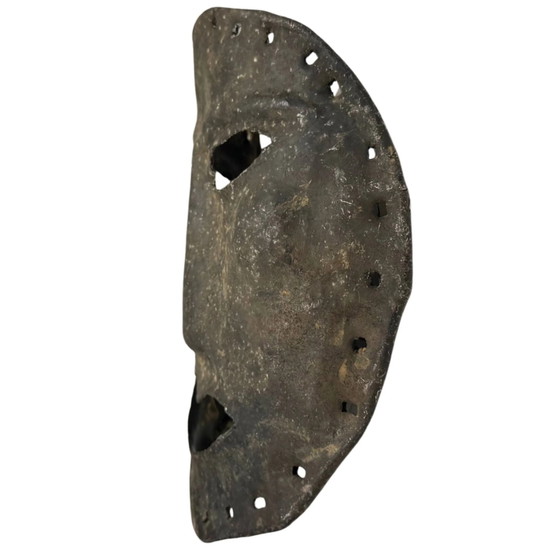 Rara Máscara de Chamán de Metal Martillado Antigua – Región del Himalaya – ca. 1900 – Esculturas (photo 5 of 5)