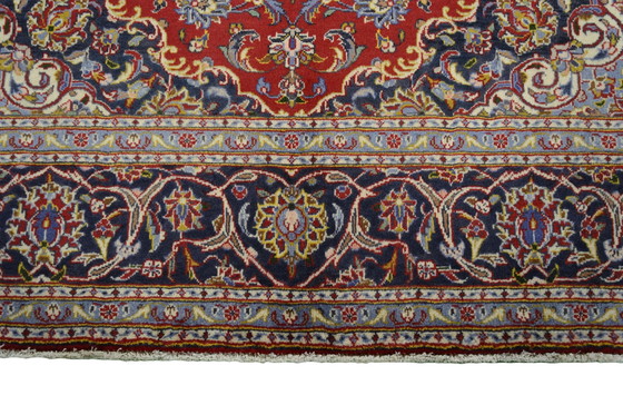 Image 1 of Handgeknoopt rood Keshan oosters tapijt - 299 x 201 cm