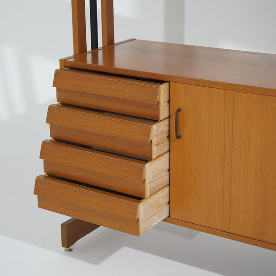 Modulares Bücherregal mit Ständern, 1960er Jahre – Bücherregale, Brass (photo 12 of 15)
