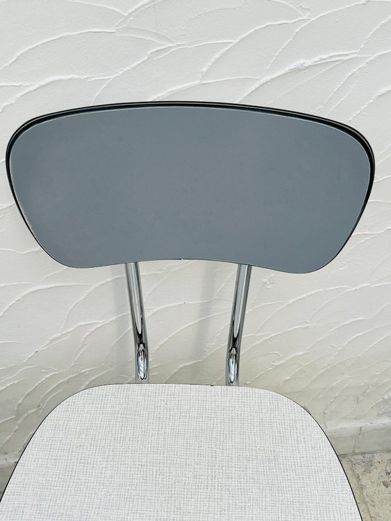 Image 1 of Lot de deux chaises vintage formica gris et chrome