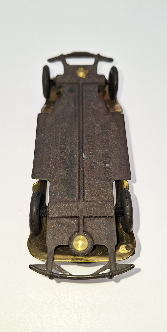 Image 1 of Citroën 15-Six (1935)- F.A.L. -
Italy