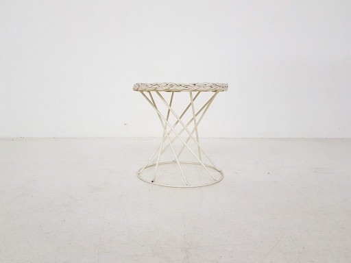 Tabouret filaire en métal et rotin Vitnage