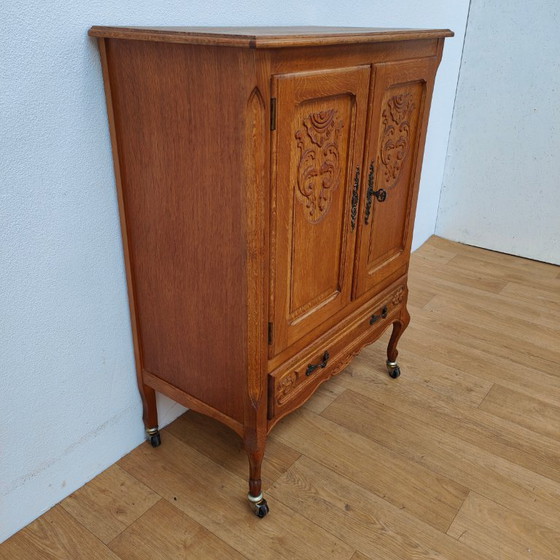 Image 1 of Meuble bar, armoire murale, buffet, commode de style Queen Anne rustique et vintage