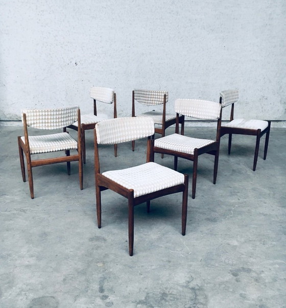 Image 1 of Esszimmerstuhl-Set aus Teakholz im skandinavischen Mid-Century-Modern-Design, 1960er