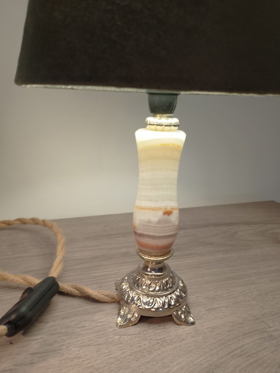 Image 1 of Kleine lamp van brons en onyx in uitstekende staat, opnieuw bedraad met gevlochten linnen kabel.
