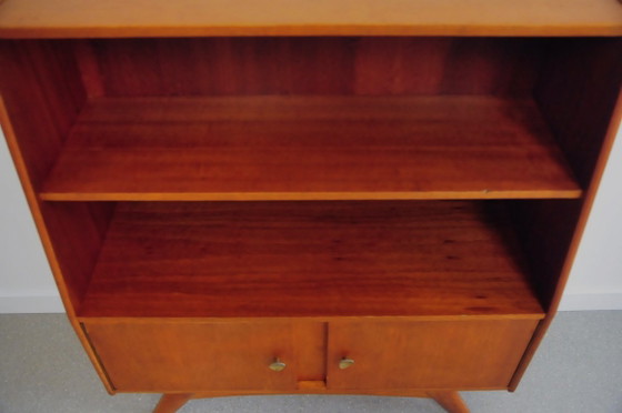 Teak Bookcase with Sculptural Legs – Wood, Brass, Vintage (photo 4 of 6)