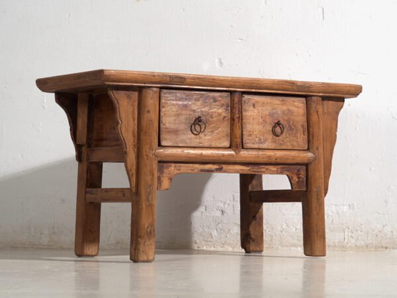 Shanxi low console in elm with drawers – China, circa 1930 – Iron (photo 21 of 40)